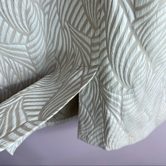 ELLEN TRACY Gold Accent Champagne Ivory Brocade Sheath Dress Size 8 - Picture 11 of 14